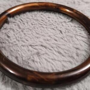 Vintage Plastic Brown Bangle Bracelet‎ Marbled Little Under 2.75" inside @ 8.33"
